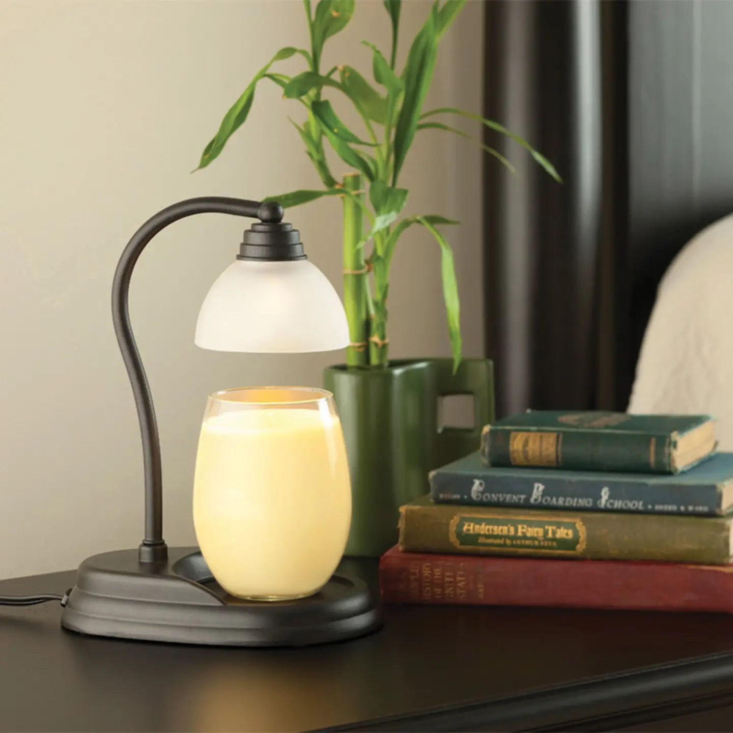 Aurora Black Candle Warmer Lamp