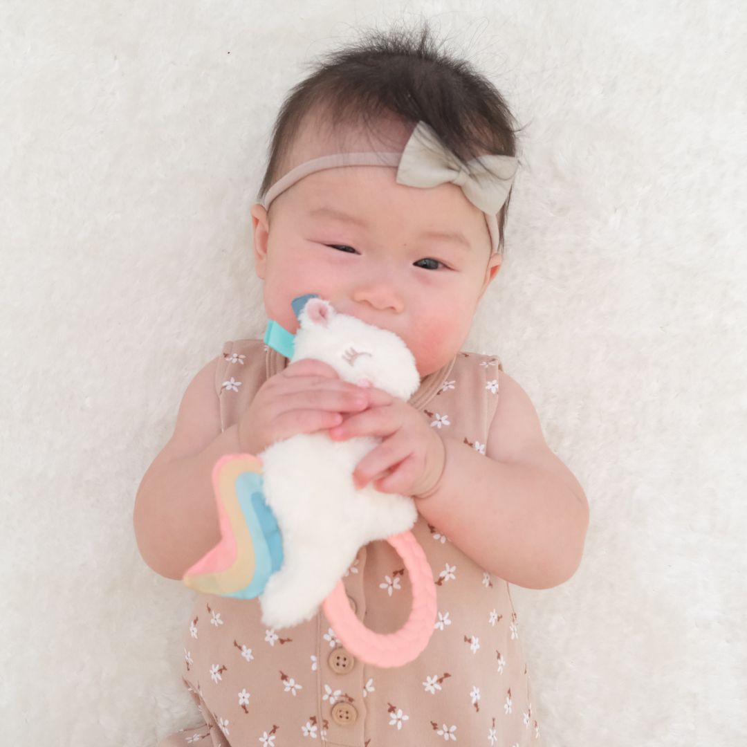 Ritzy Rattle Pal Plush Rattle Pal with Teether: Unicorn