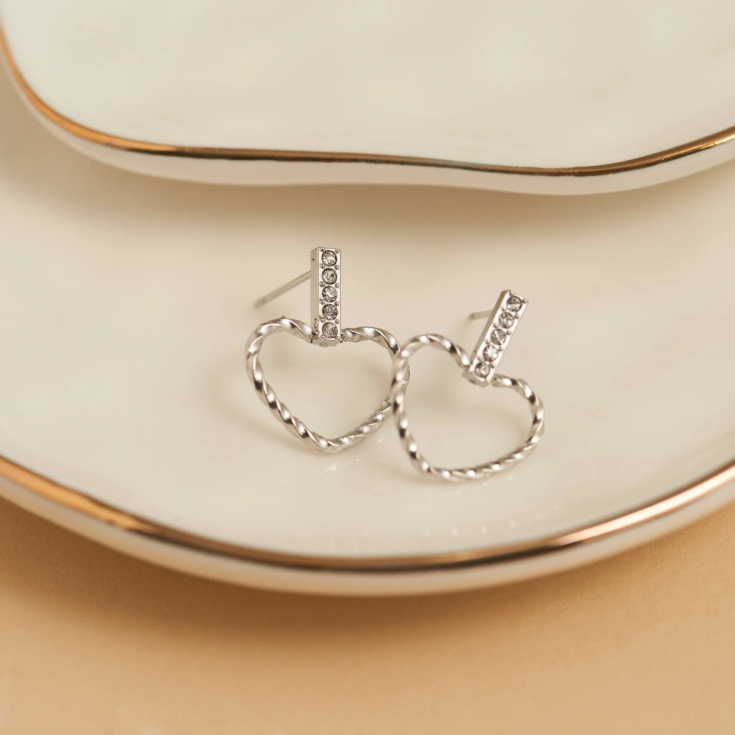 Heart Outline Silver Stud