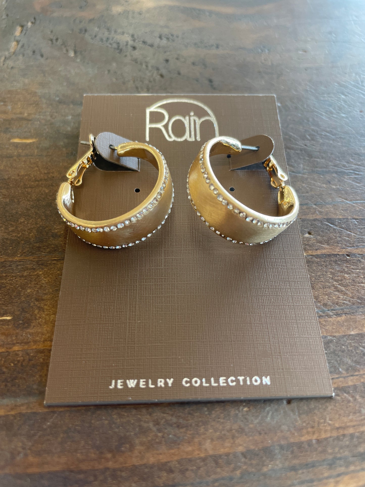 Rain - E4842G