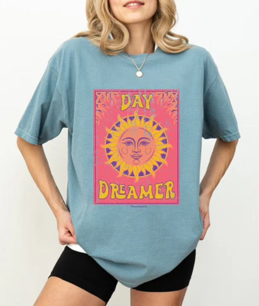 Day Dreamer Tee
