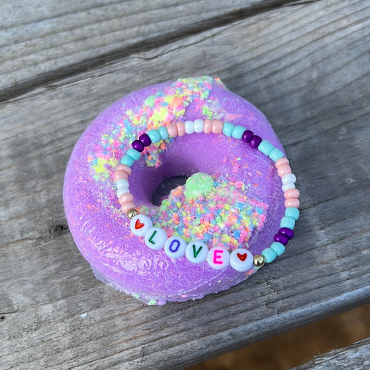 Bracelet & Donut Bath Bomb Duo