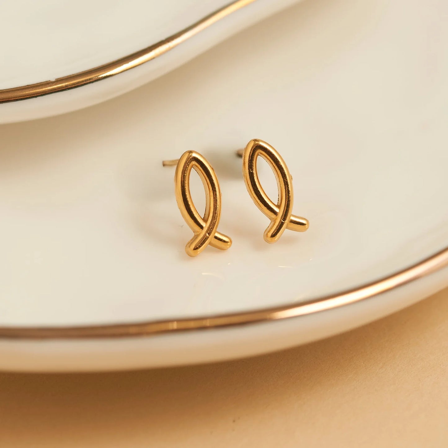 Ichthys gold Stud