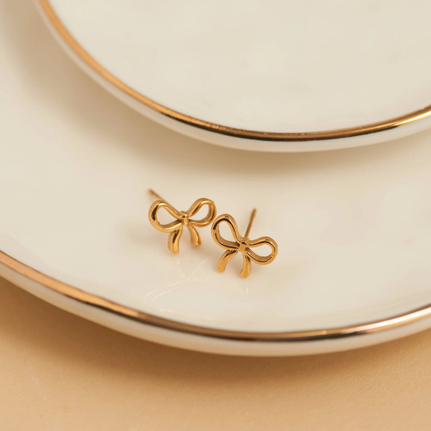 Bow Gold Stud