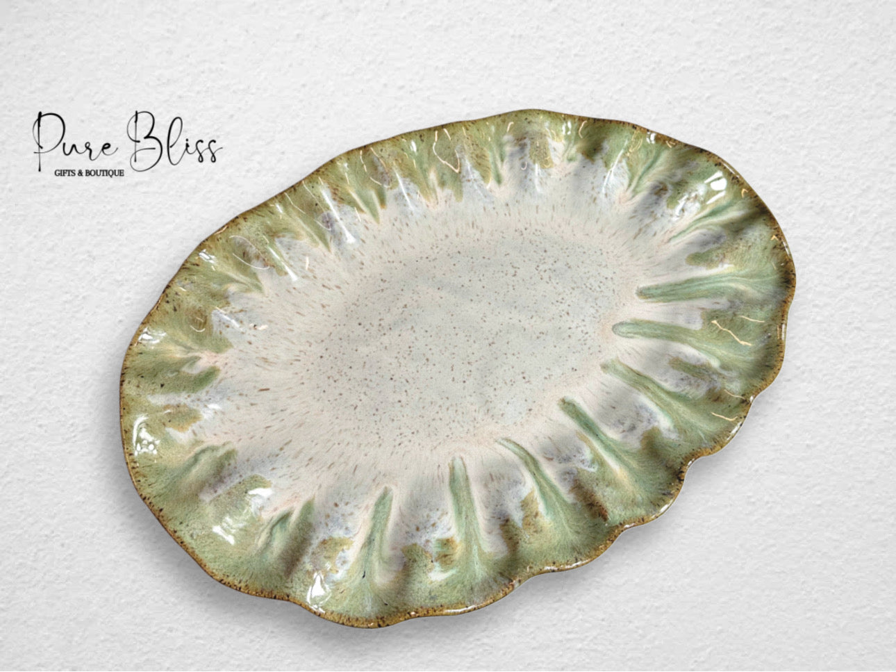 Fluttered Oval Platter Pottery Matcha Latte