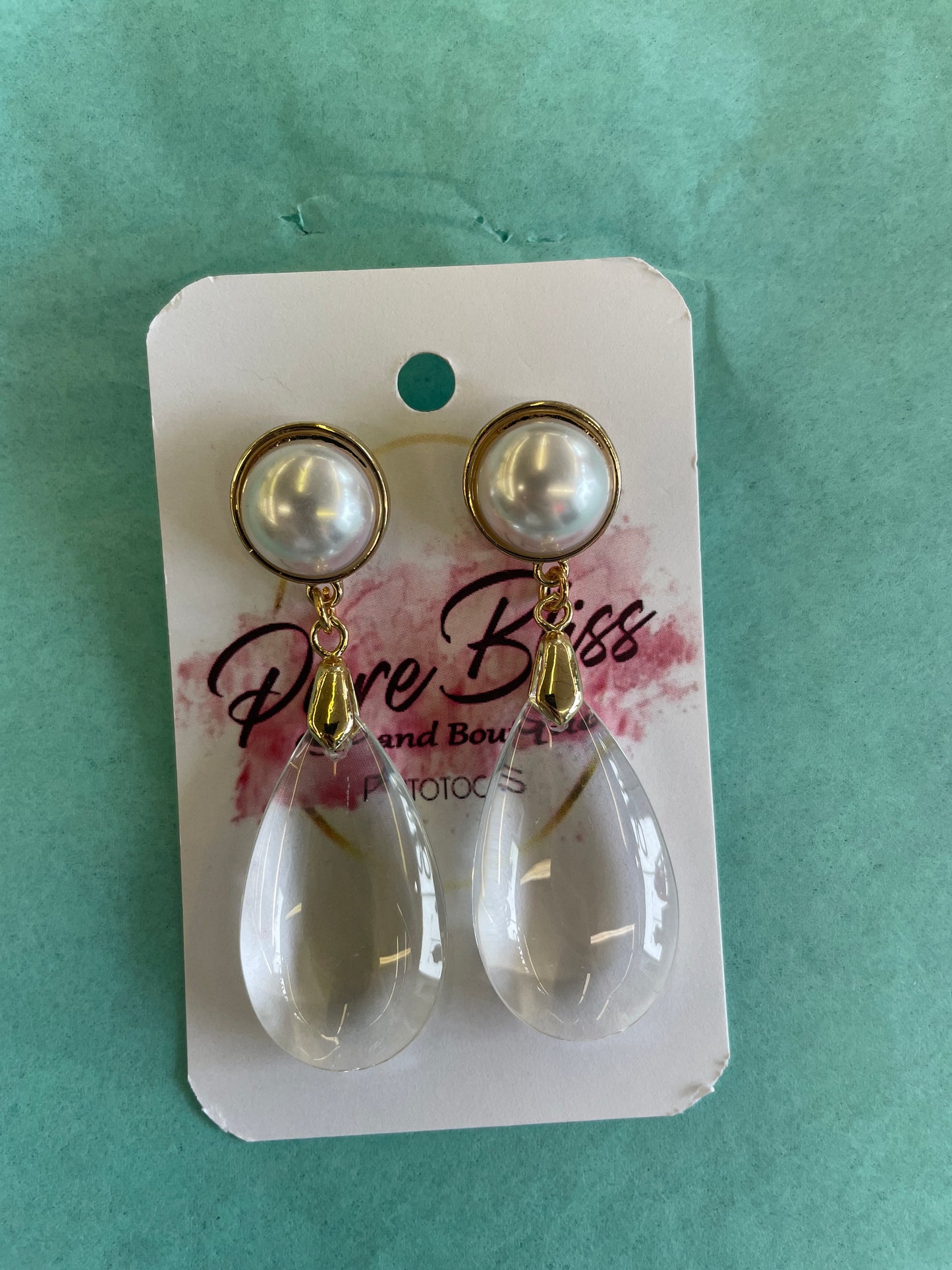 Mrs. Pearl Earrings