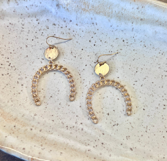 Curb Link Chain Horseshoe Shape Earrings
