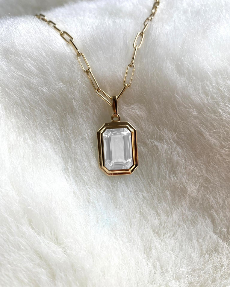 Cue The Camera Necklace