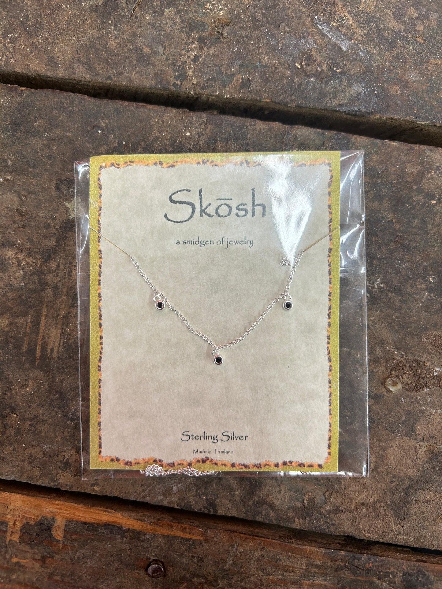 Dangle Black Stone Necklace