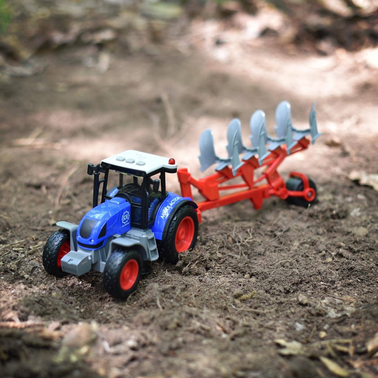 Lights & Sounds Tractors assortment