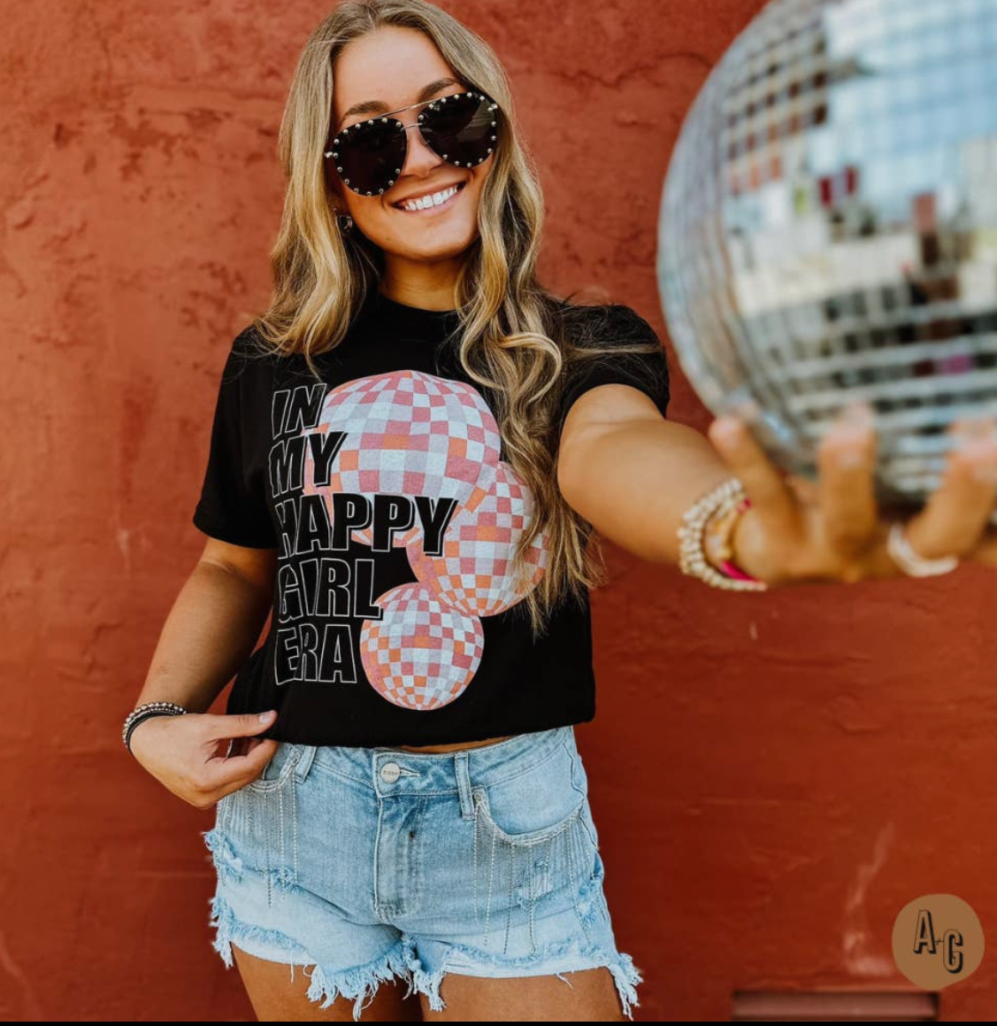 Happy Girl Era Tee