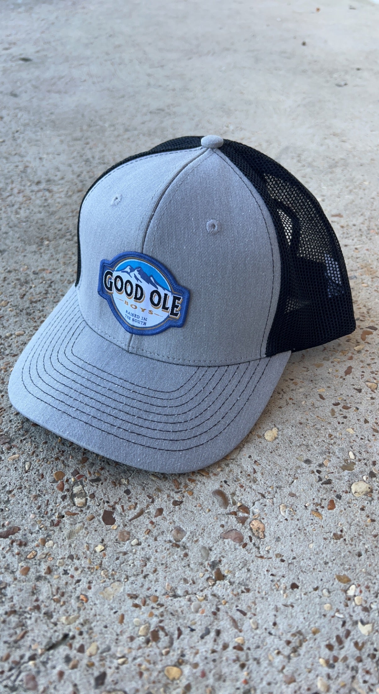 Bush Light Trucker Hat