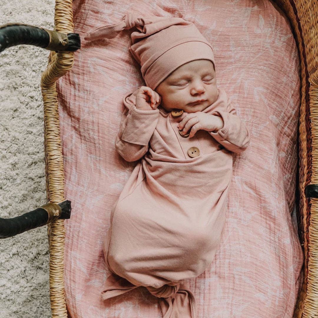 Solid Mauve Bamboo Baby Knot Gown & Hat: Newborn / 7-14lbs+