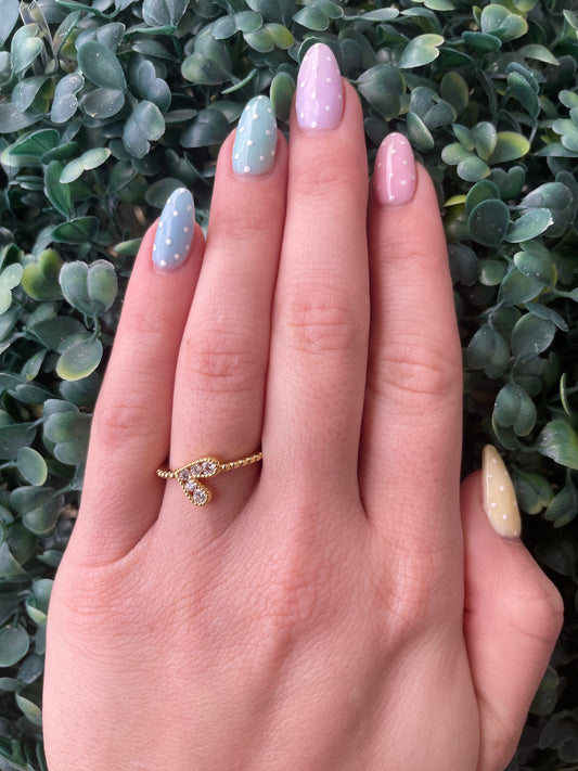 Dainty Heart Diamond Ring
