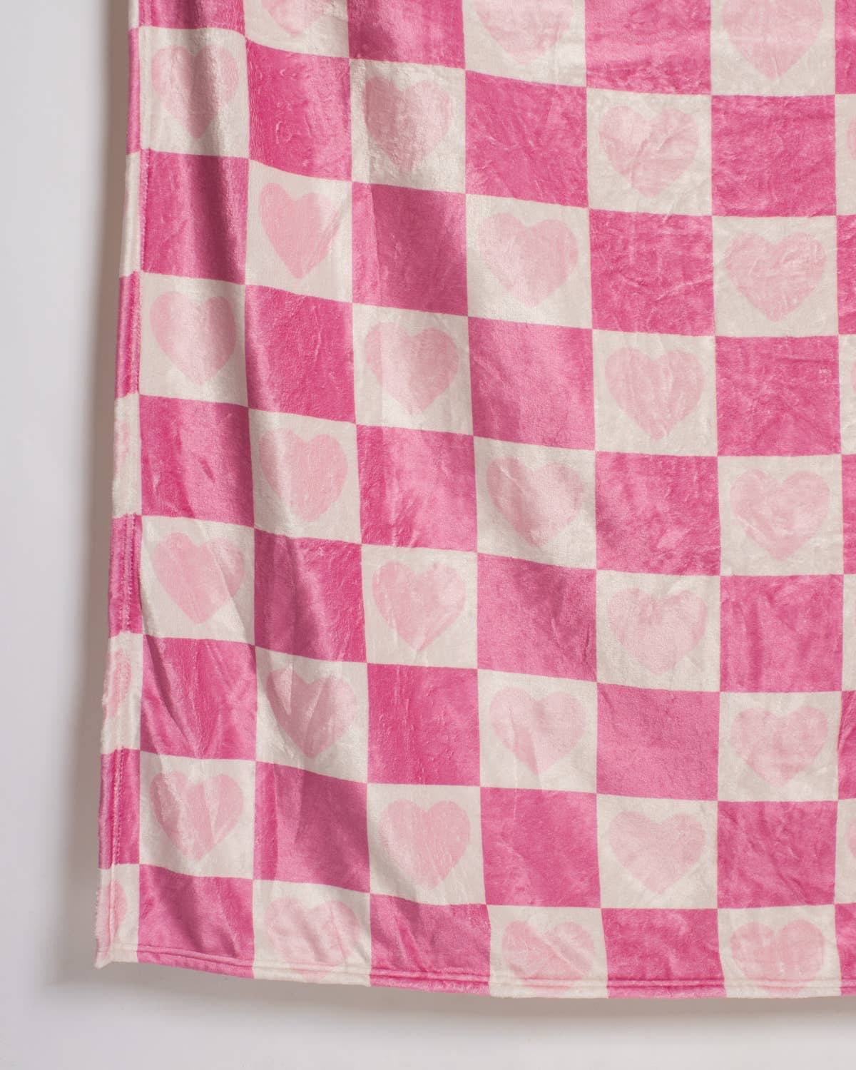 Checkered Hearts Throw