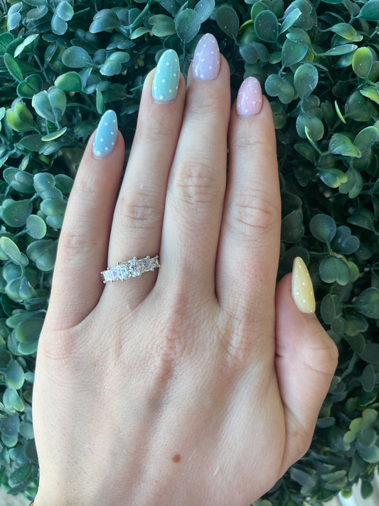 Five Stone Diamond Ring