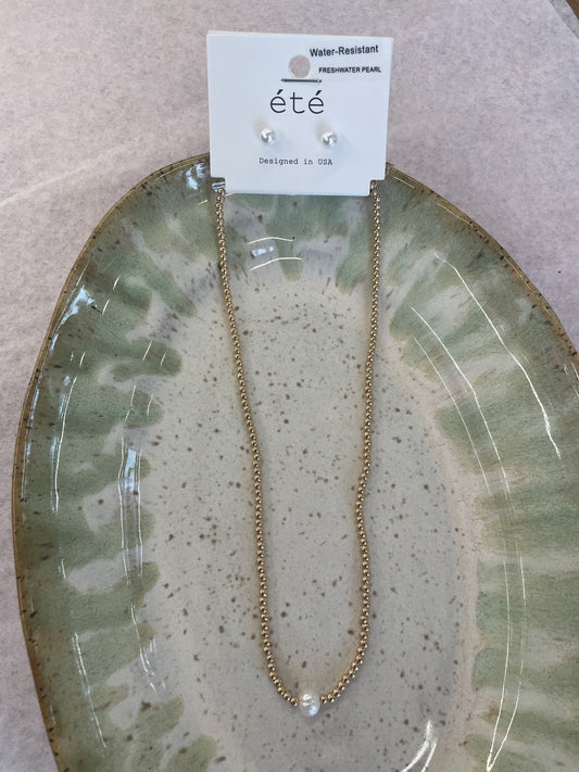 Floating Pearl Necklace