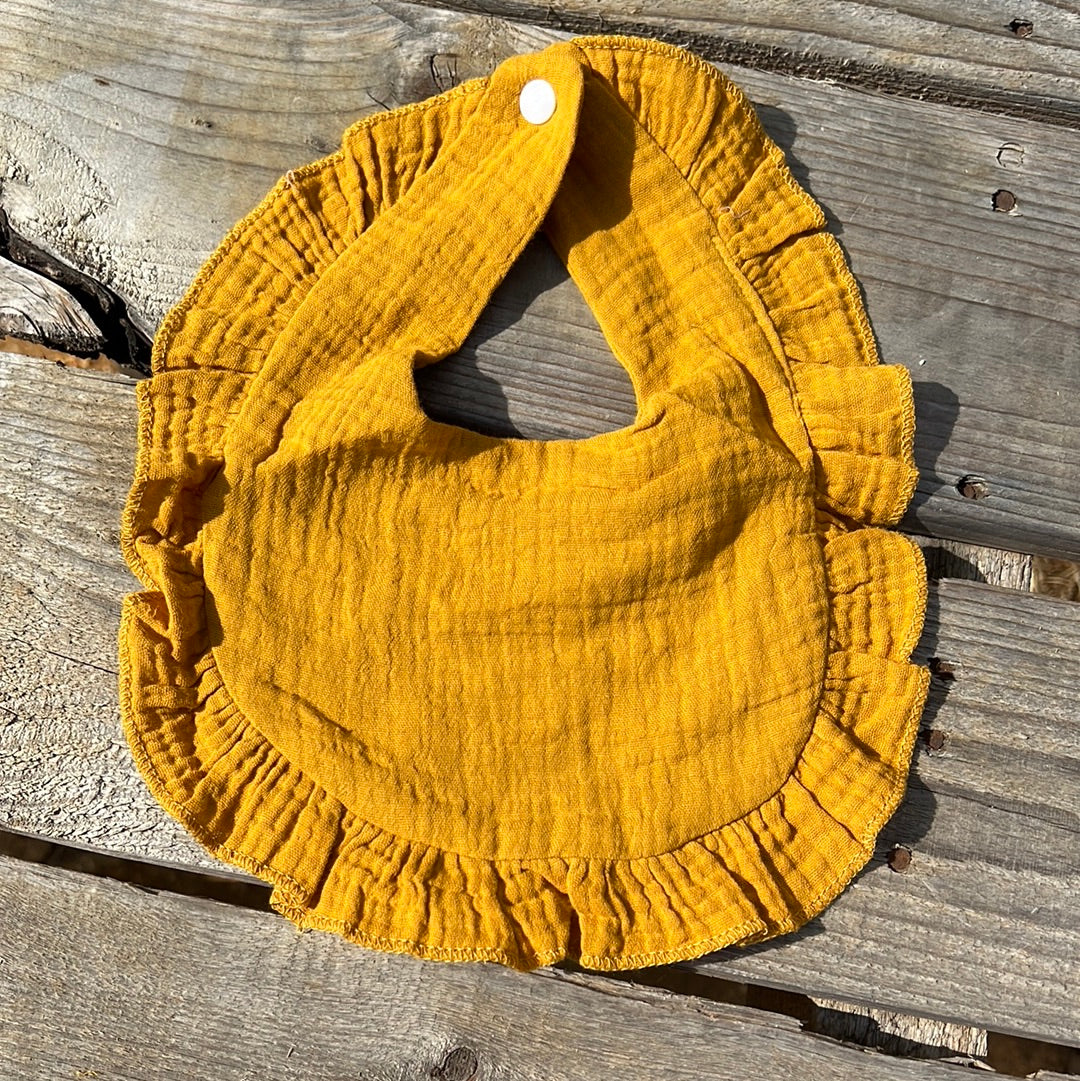 Ruffled Linen Bibs
