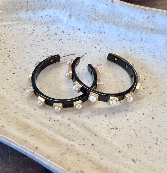 Drama Queen Earrings