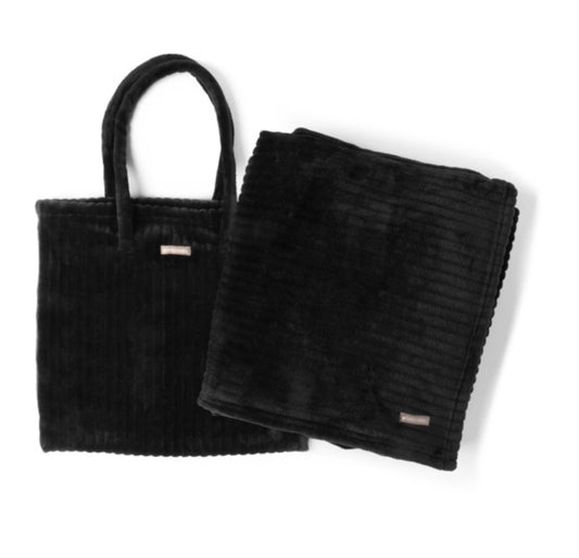 Black On My Way Tote Blanket