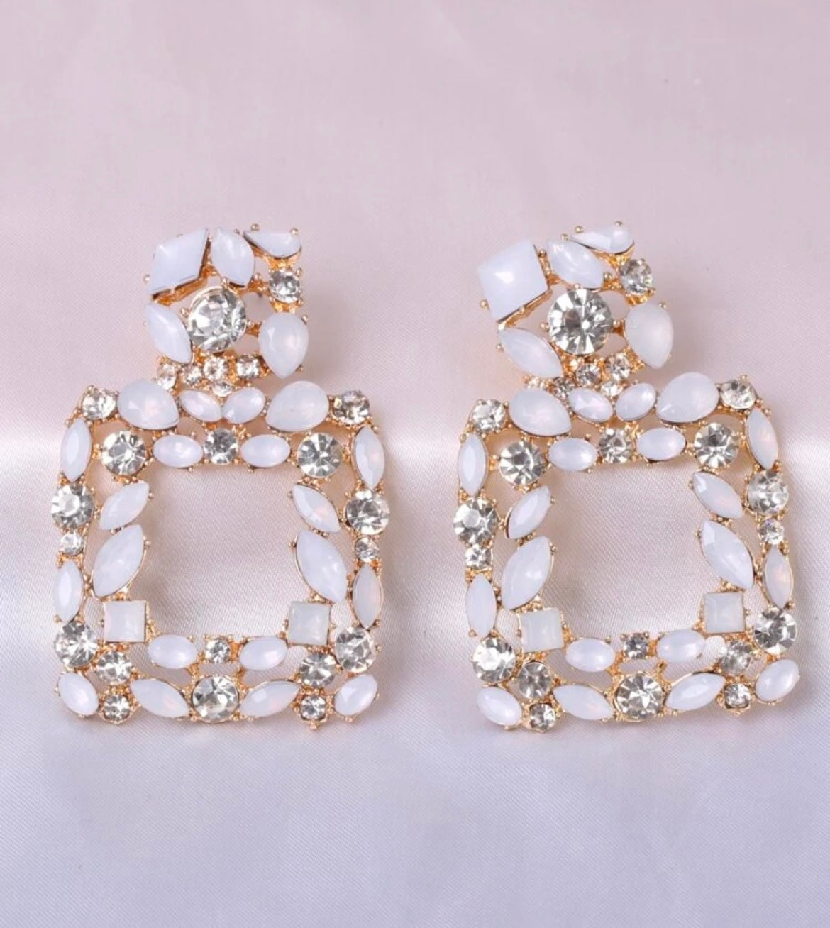 Pearly Whites Earrings