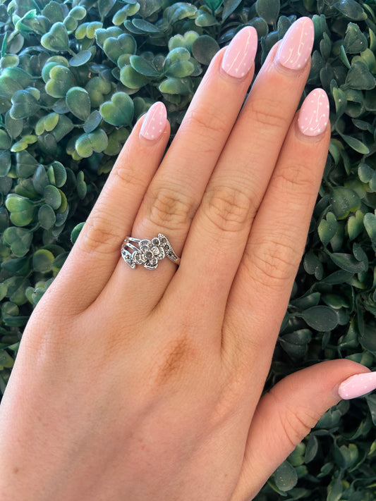 Flower Power Ring