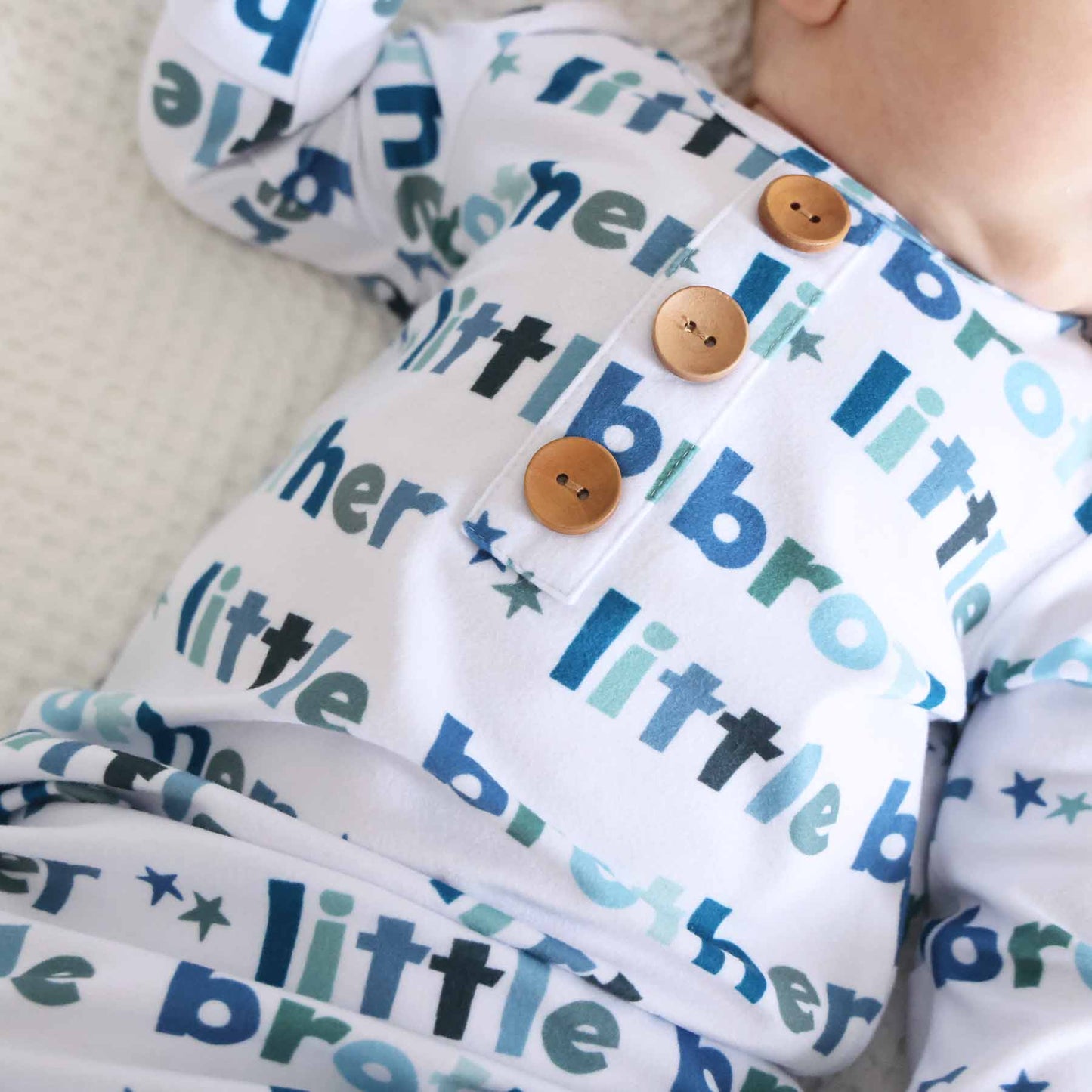 Newborn Baby Knot Gown & Hat Set | Little Brother