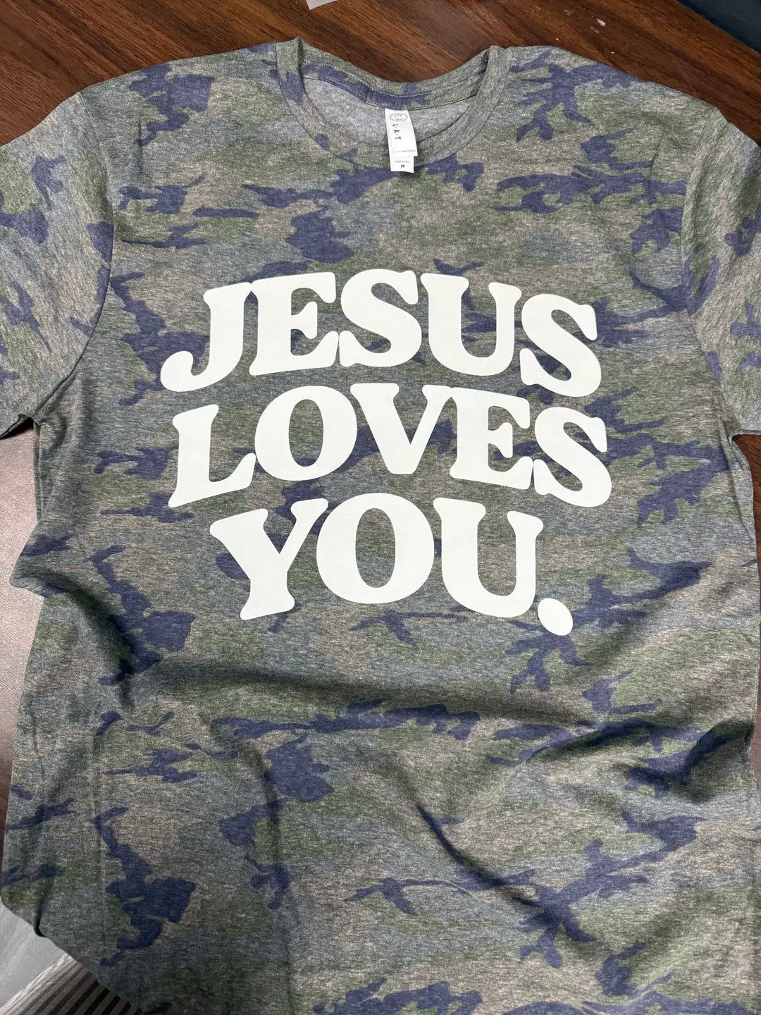 JESUS LOVES YOU VINTAGE CAMO TEE