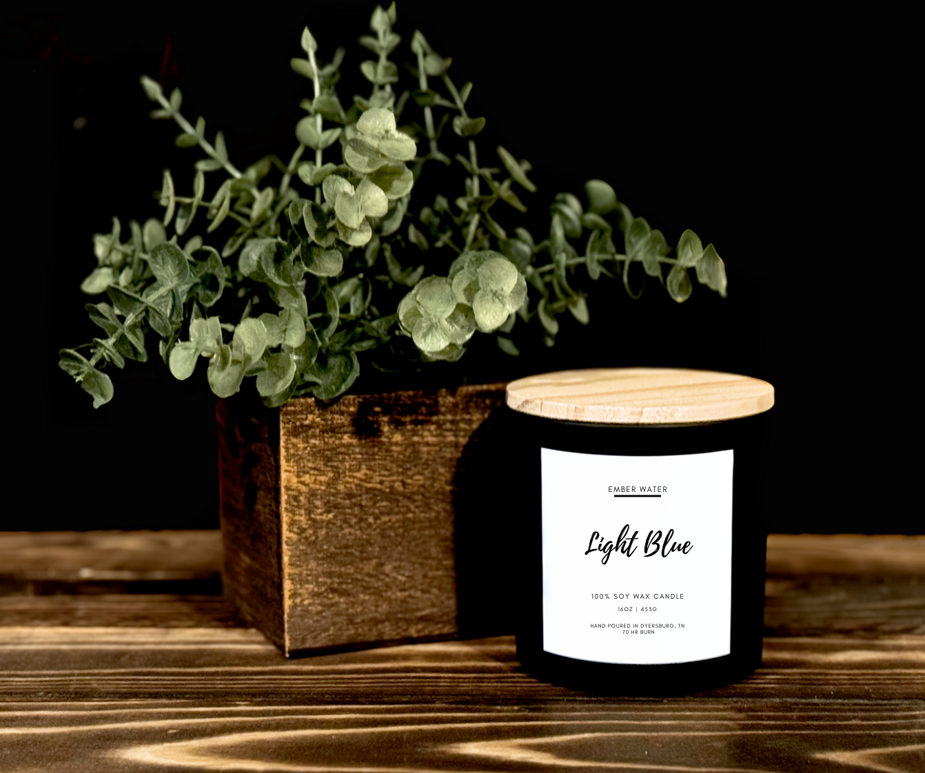Light Blue 16 oz Soy Candle