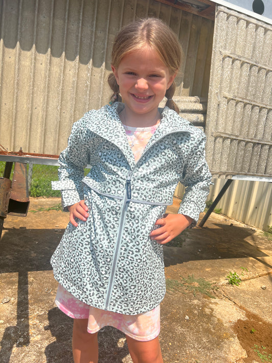 Kid’s Grey Snow Leopard Raincoat