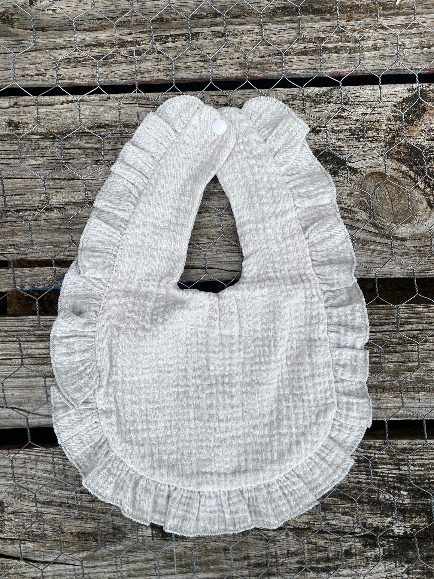 Ruffled Linen Bibs
